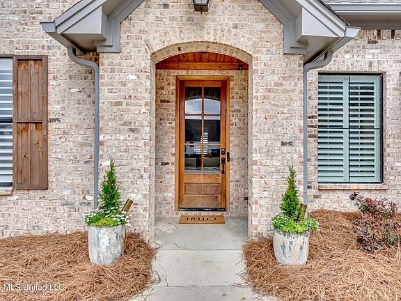 2nd image of 415 Pilot Cir