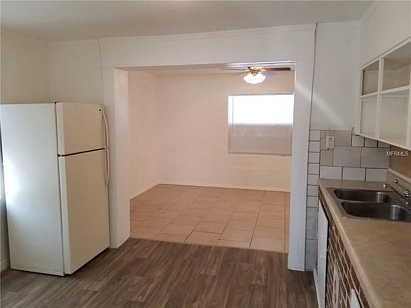 3rd image of 1708 E Annie St