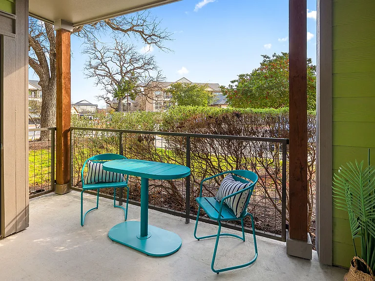 Lady Bird Patio