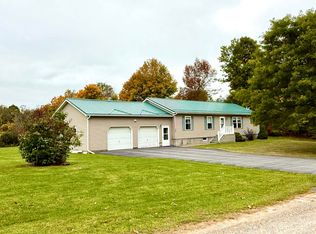 29 Bristol Rd, Gouverneur, NY 13642