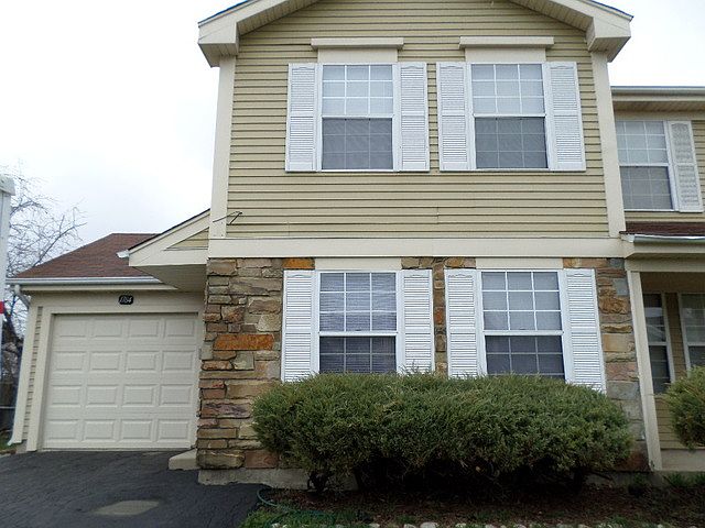1st image of 1784 De Forest Ln