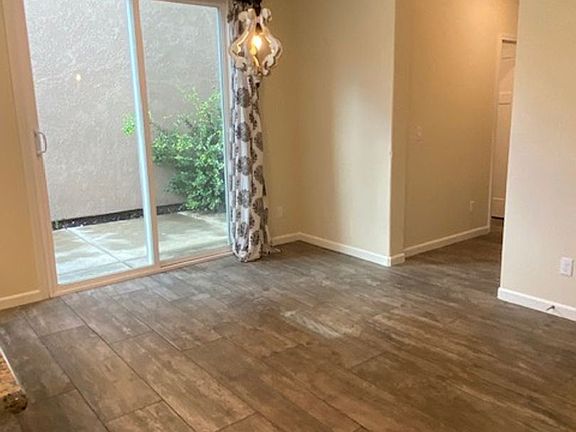 5th image of 2048 Mannington Pl