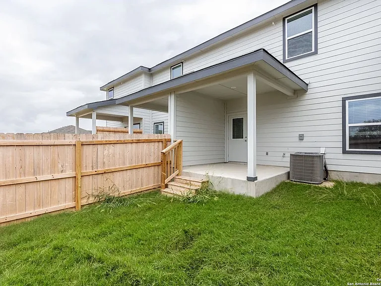 173 Damon Dr — Photo 22