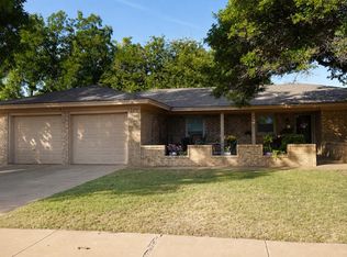 3607 Knoxville Dr, Lubbock, TX 79423