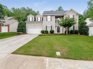 2541 Windsor Chase Dr, Matthews, NC 28105