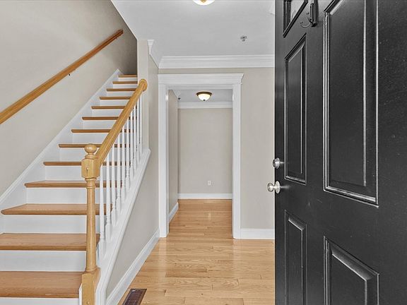 3rd image of 4 Cassidy Pl #4