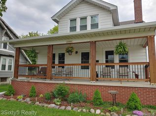 22860 Huron River Dr, Rockwood, MI 48173