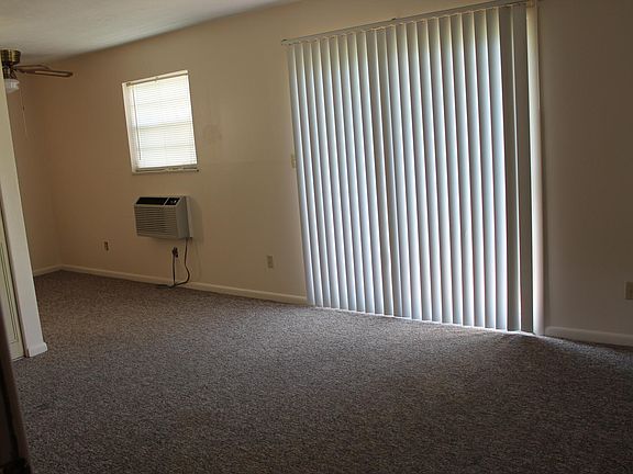 2nd image of 5509 Yucca Ln APT 3