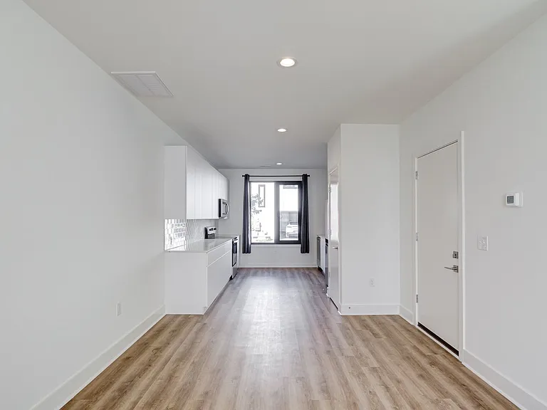 1110 Nova St — Photo 13
