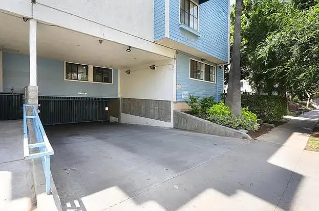 720 W 4th St #118 — Photo 15