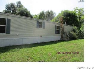 341 Woolson Rd, Oswego, NY 13126