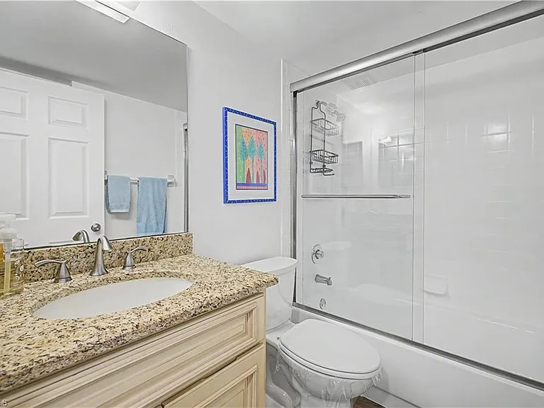 7065 Dennis Cir #F103 — Photo 21