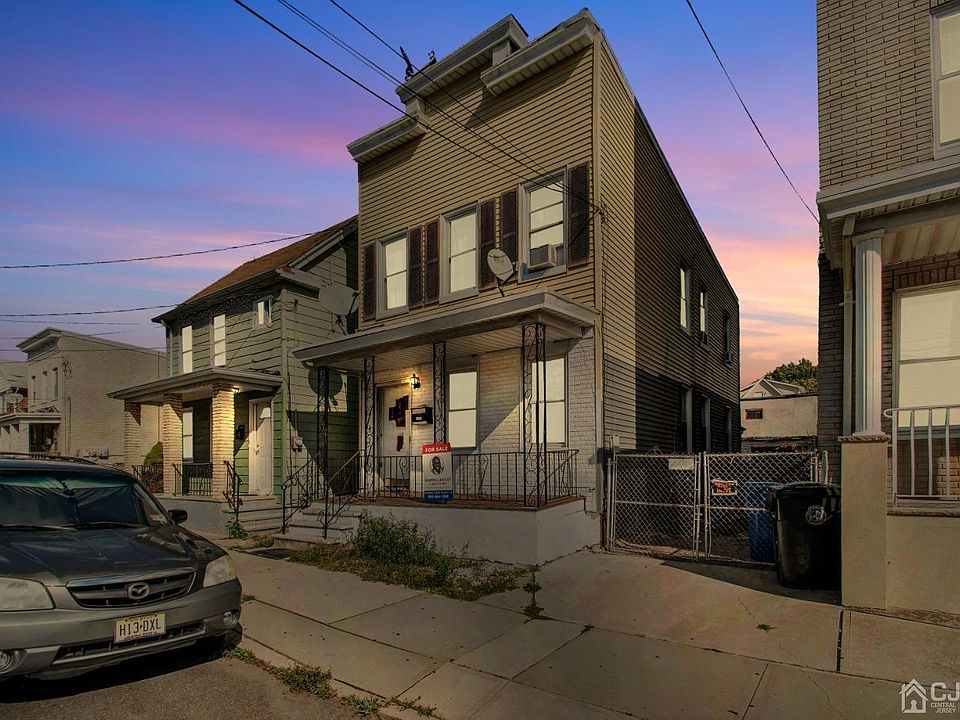1st image of 266 Davidson Ave
