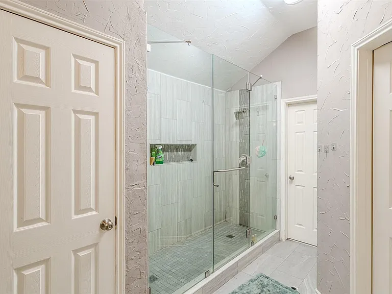 19402 Bear Meadow Ln — Photo 22