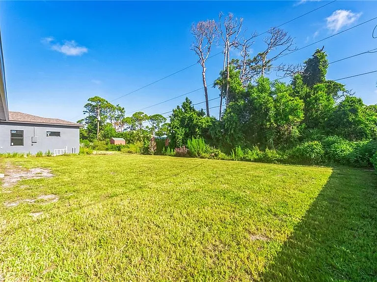 4618 Catalina Ln — Photo 36