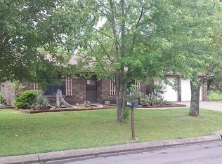 1202 N University Dr, Russellville, AR 72801