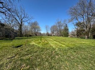 15460 Quivira Rd, Overland Park, KS 66221