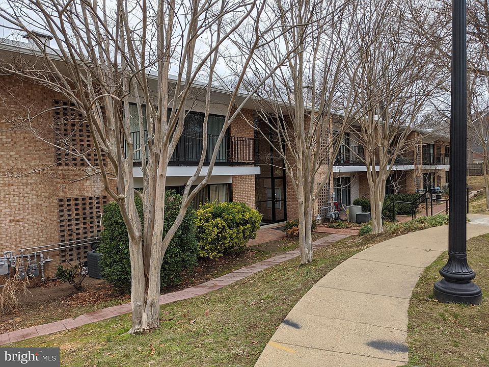 1st image of 5109 10th Pl S APT 101