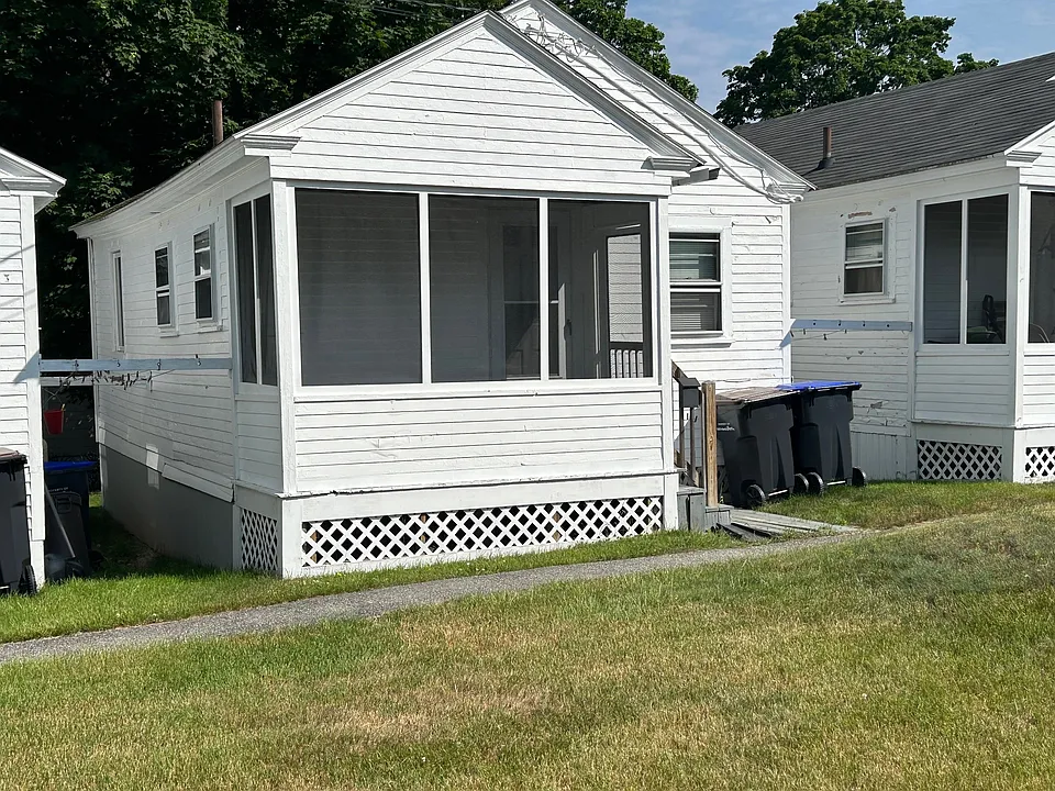 31 W Old Orchard Ave #C