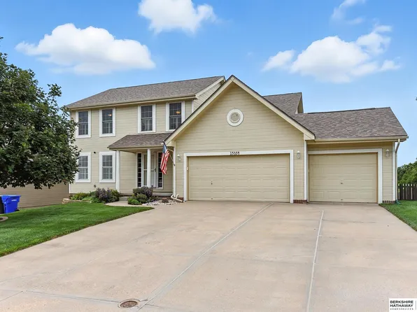 15354 Curtis Ave, Omaha, NE 68116