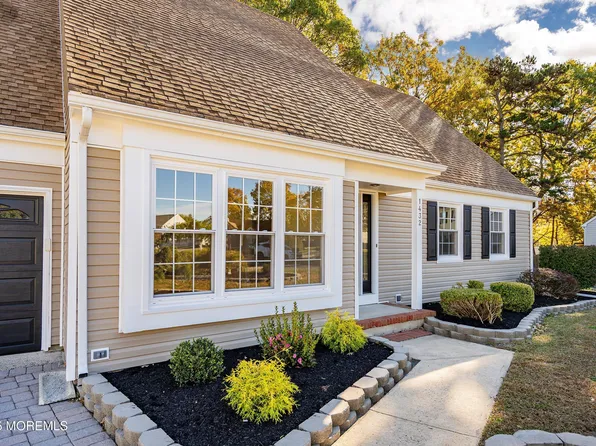 1432 Weeping Willow Court, Toms River, NJ 08753