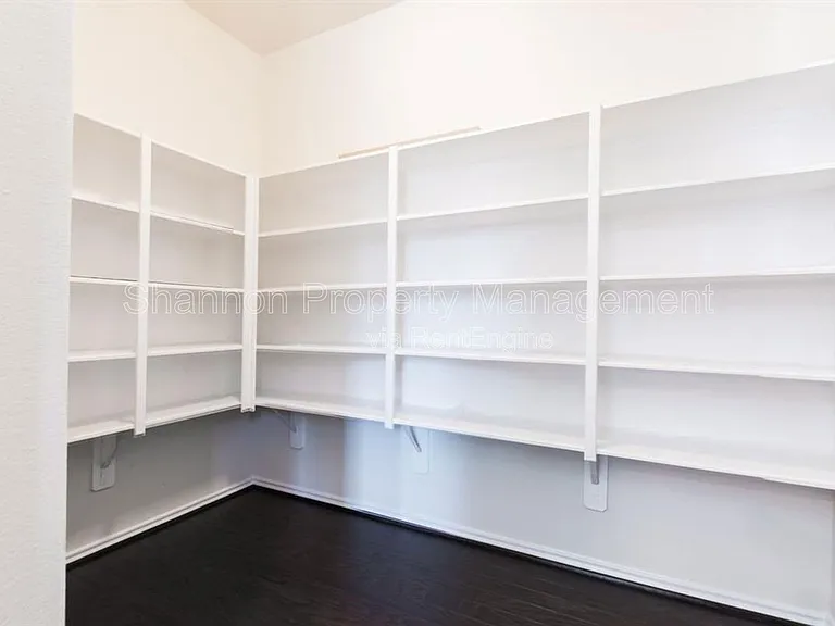 3108 Roseland Terrace Ln — Photo 6