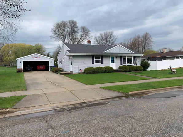 217 Lilac Ln, Little Chute, WI 54140