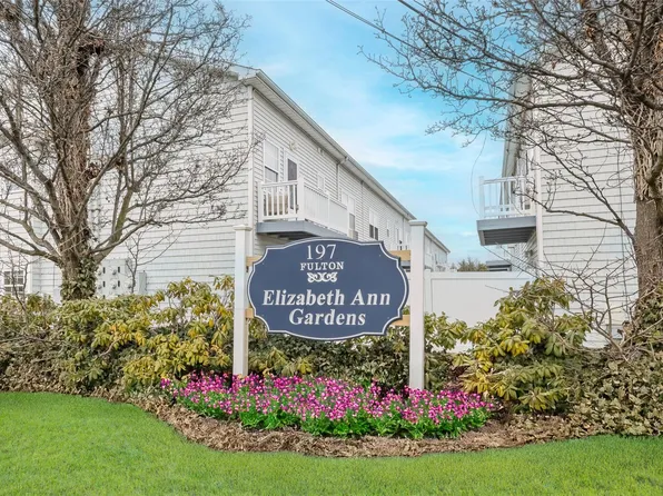 197 Fulton Street #14, Farmingdale, NY 11735