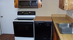2nd image of 46 Lealand Dr