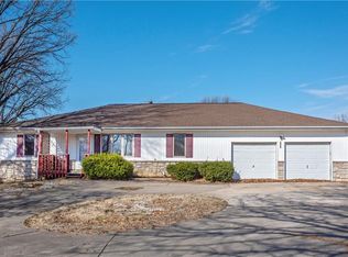 2608 S Santa Fe Rd, Independence, MO 64052