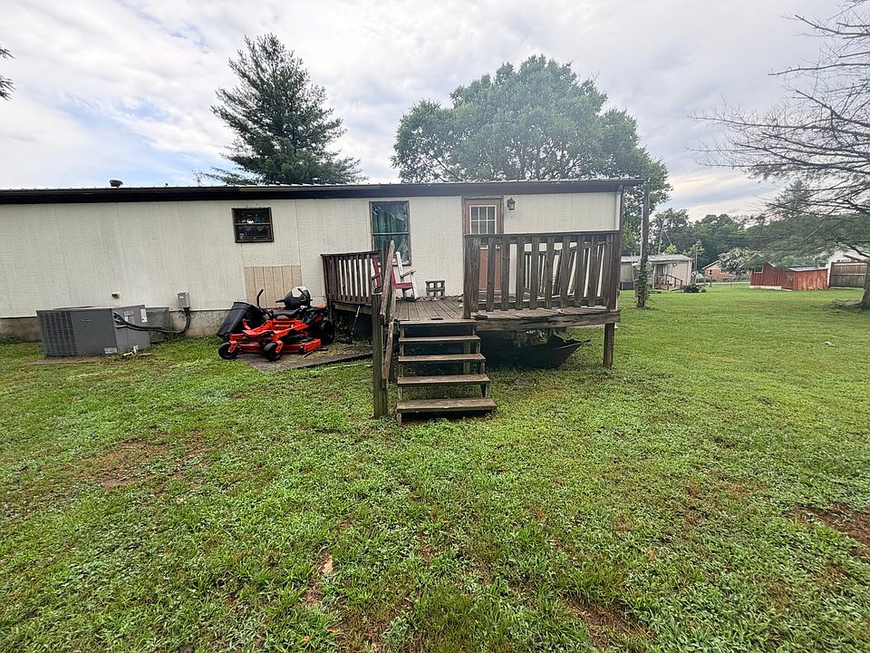 1st image of 797 Long St