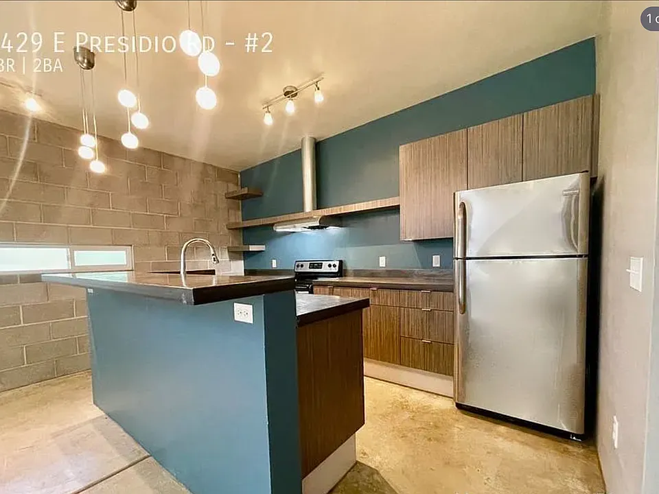 3429 E Presidio St #2