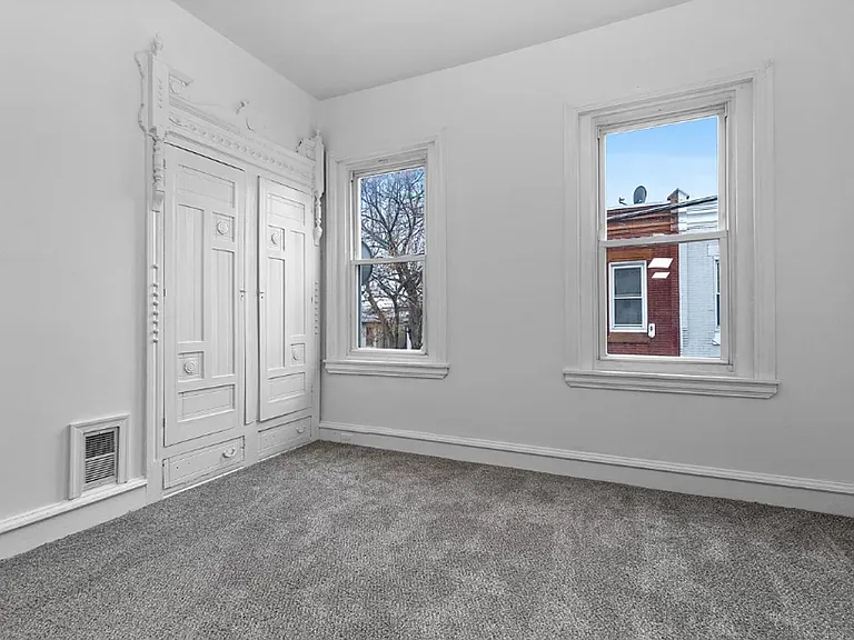 1833 N Bailey St — Photo 8