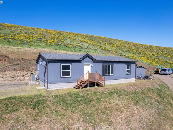 4709 Northwest Dr, The Dalles, OR 97058