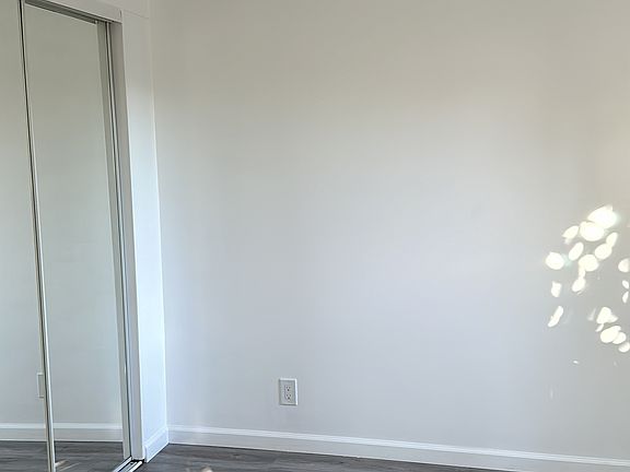 5th image of 1717 Phillips Way #1/2
