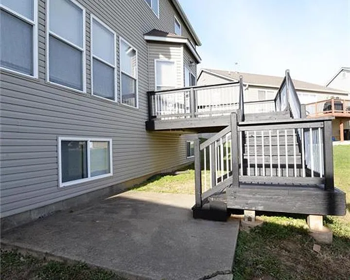 4644 Richmond Forest Dr — Photo 47