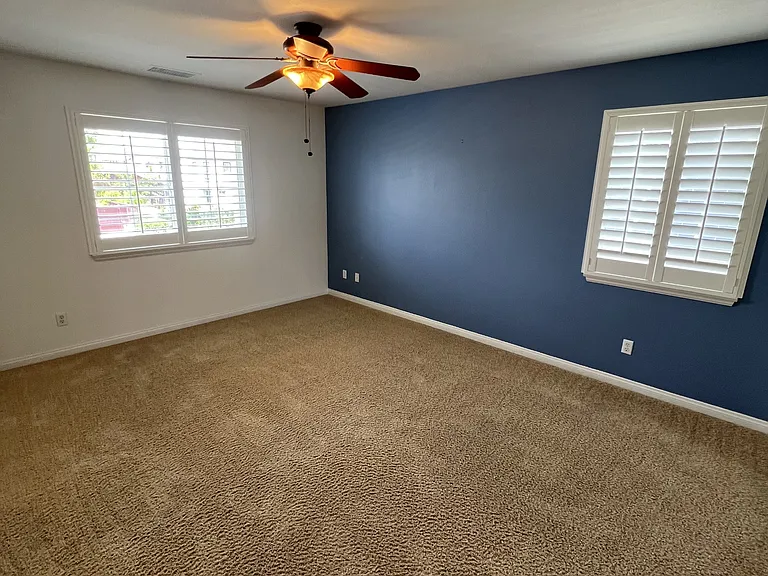 42251 Harwick Ln — Photo 28