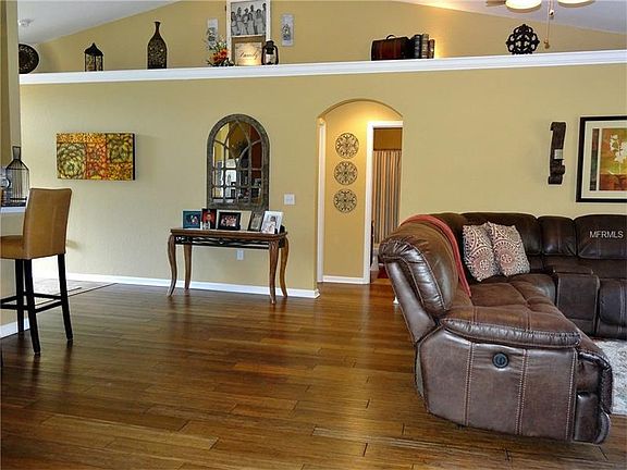 5th image of 821 Auburn Preserve Blvd