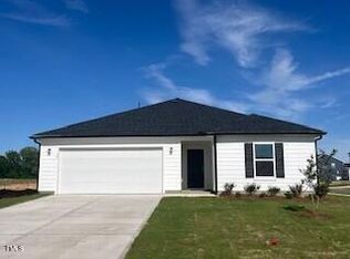 16 Vale Spring Ln, Lillington, NC 27546