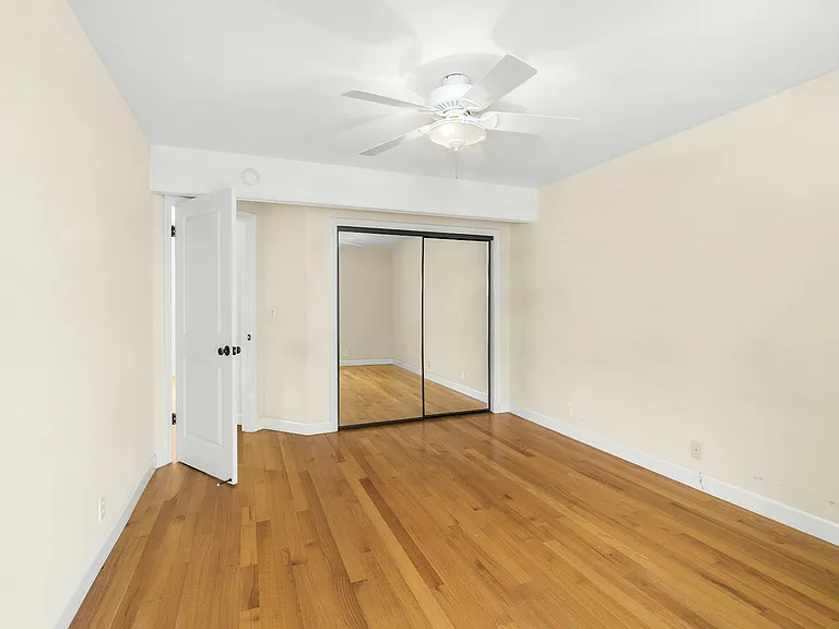Guest Bedroom 1