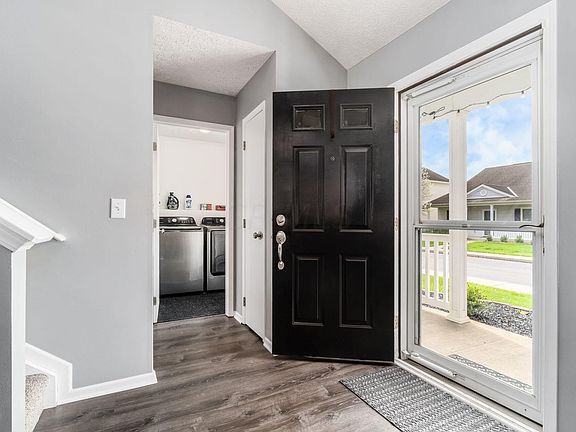 4th image of 1386 Phlox Ave #185
