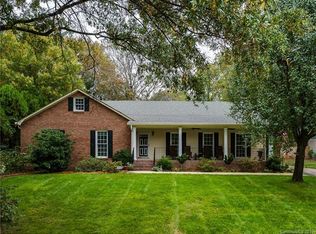 4133 Bridgewood Ln, Charlotte, NC 28226