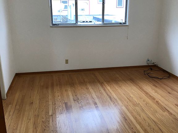 4th image of 1030 Kains Ave #8