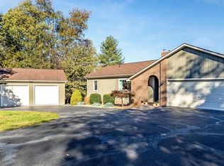 94 Dices Spring Rd, Weyers Cave, VA 24486