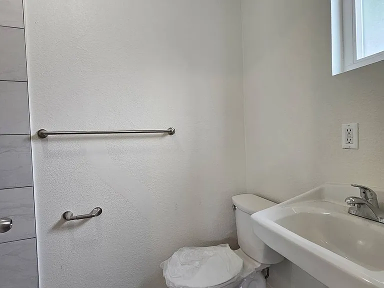 2713 N Central Ave #2715 — Photo 10