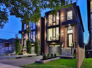 216 Delta St, Toronto, ON M8W 4E6