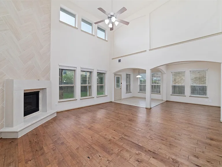23203 Mirtillo Ct — Photo 27