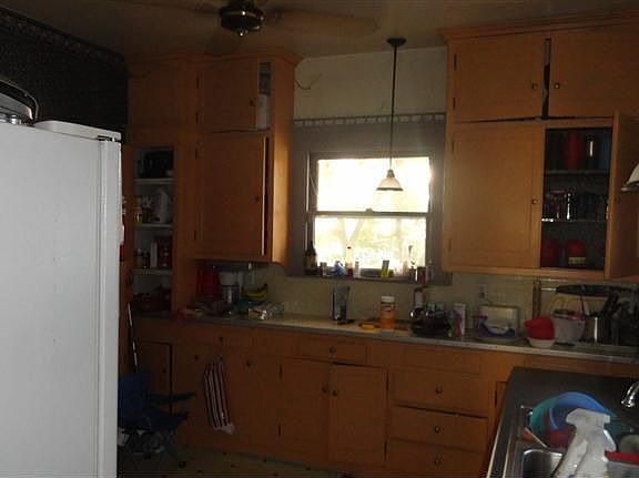 5th image of 616 12th St