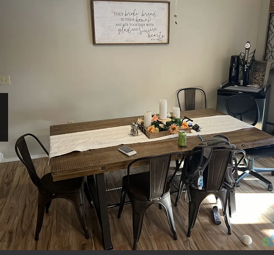 310 Sue Dr — Photo 4