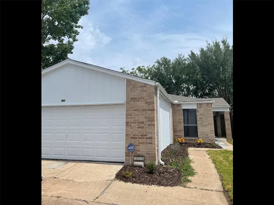 12416 Newbrook Dr